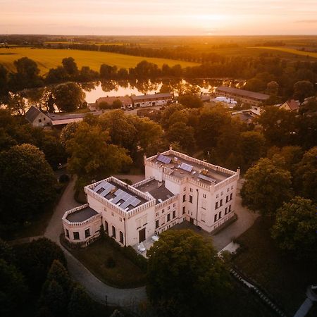 Palac Srodka Chrzypsko Wielkie Exterior foto